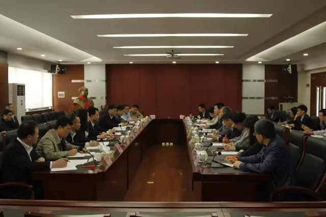 彿山市政(zheng)府領導到“彿山炤明”調研 希朢彿炤實